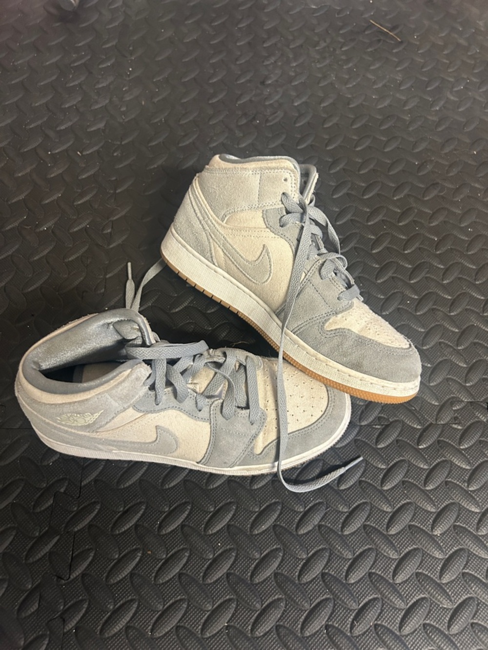 Nike Women’s Mid-Top Sneakers in Light Gray and Cream